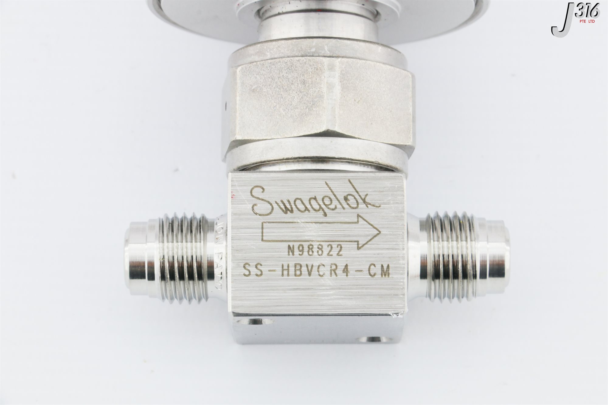 thumbnail image 2 of Swagelok SS-4-VCR-4 1/4" MVCR Nut – 316 Stainless Steel 2 of 6